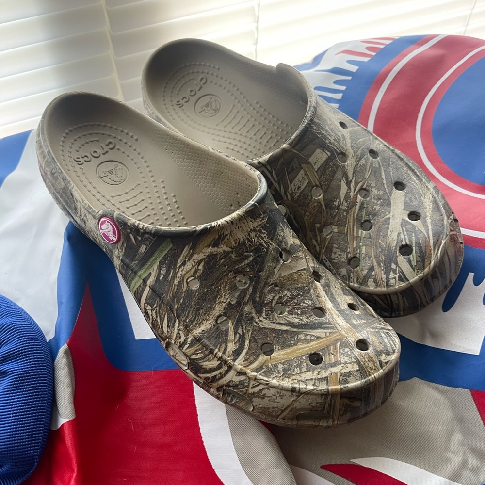 Crocs Freesail size 10